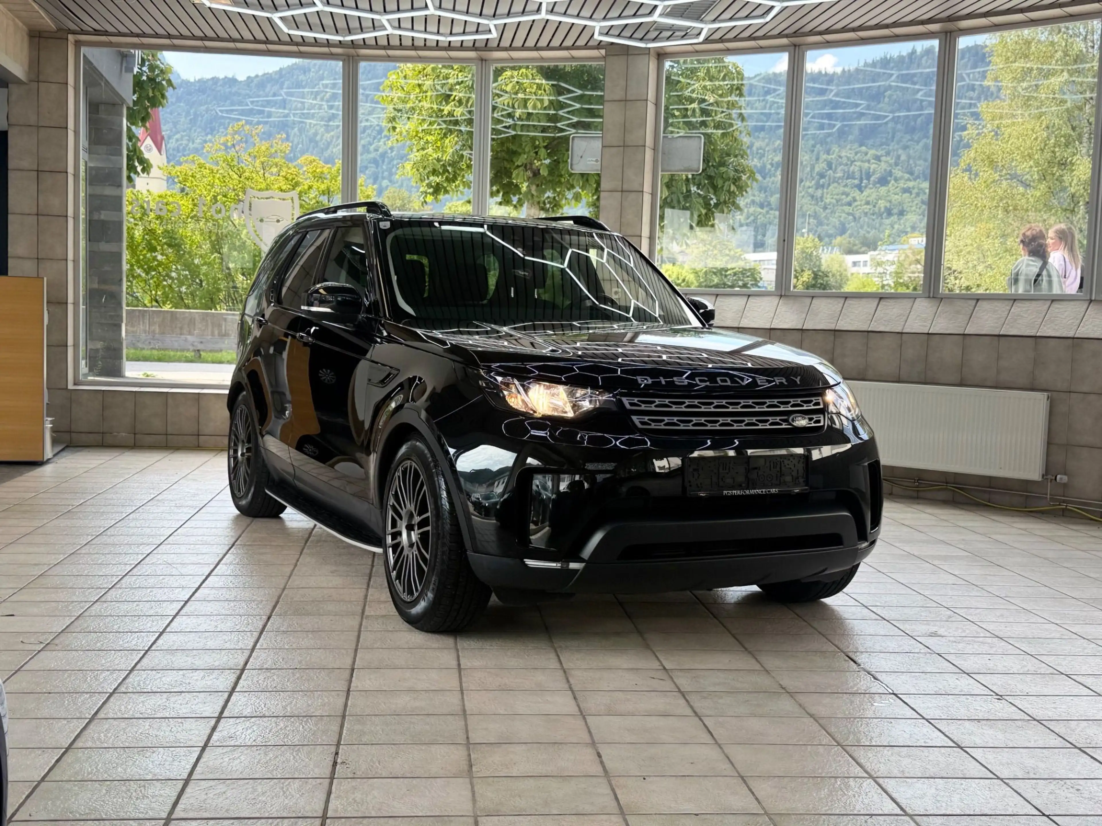 Land Rover Discovery 5 2.0 TD4 S Start/Stopp — photo 5