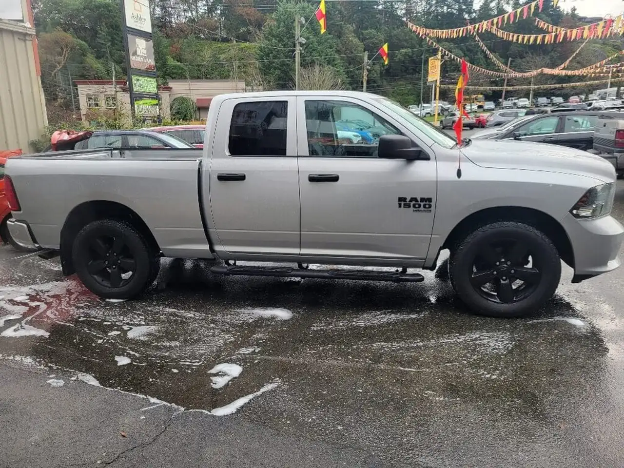 RAM 1500 снимка RAM 1500