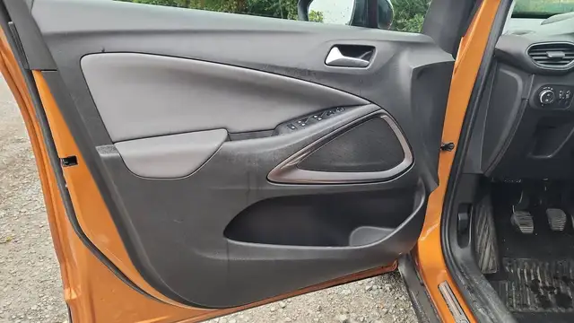 Opel Crossland X view 7