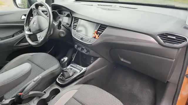Opel Crossland X view 10