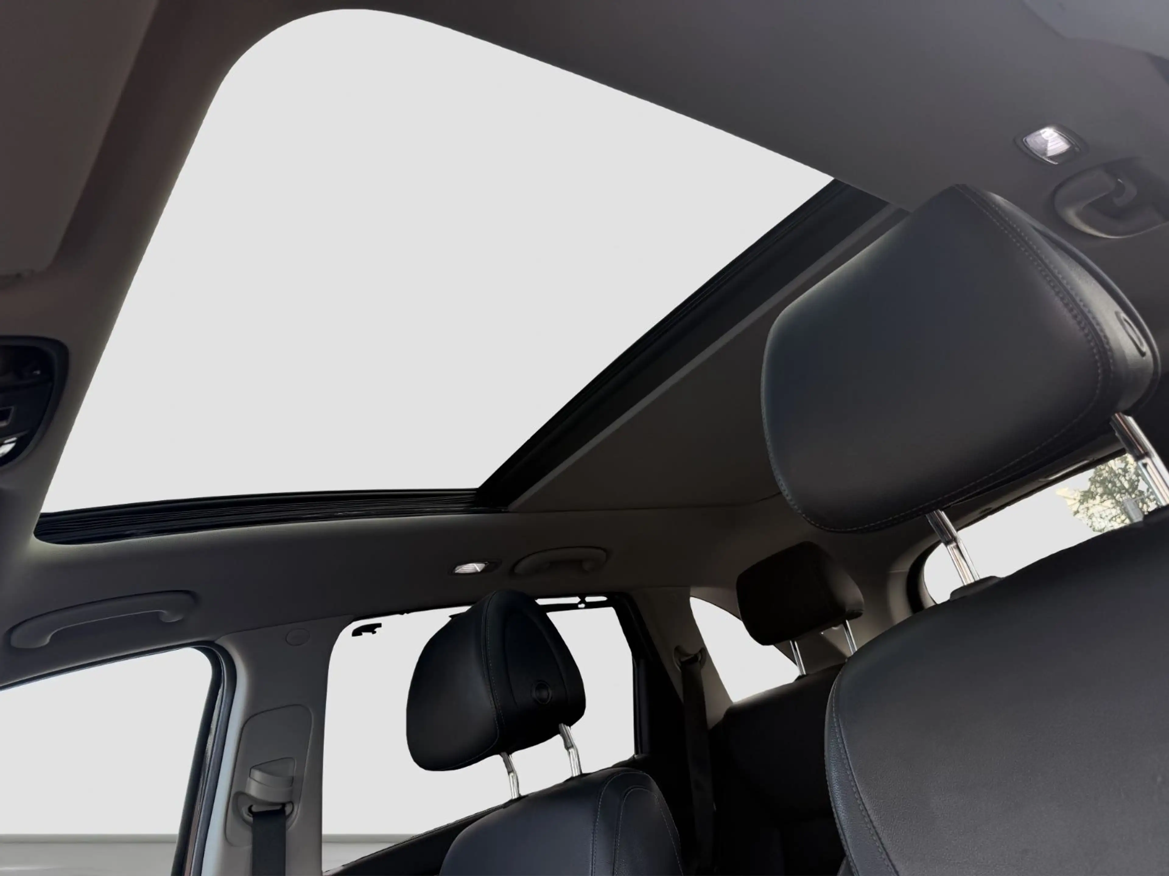 Kia Sorento Platinum Edition 4WD/AHK/LEDER/PANORAMA/ — photo 15