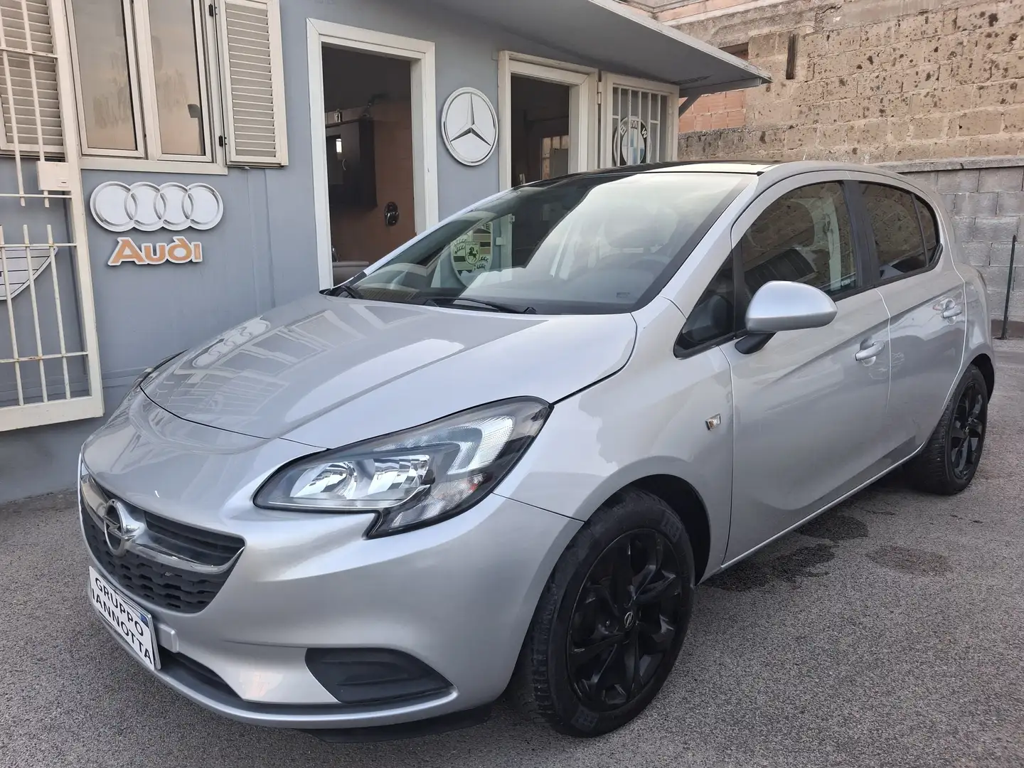 Opel Corsa CORSA E. 1.4 90 C.V. GPL CASA MADRE KM 109850 Gris - 2