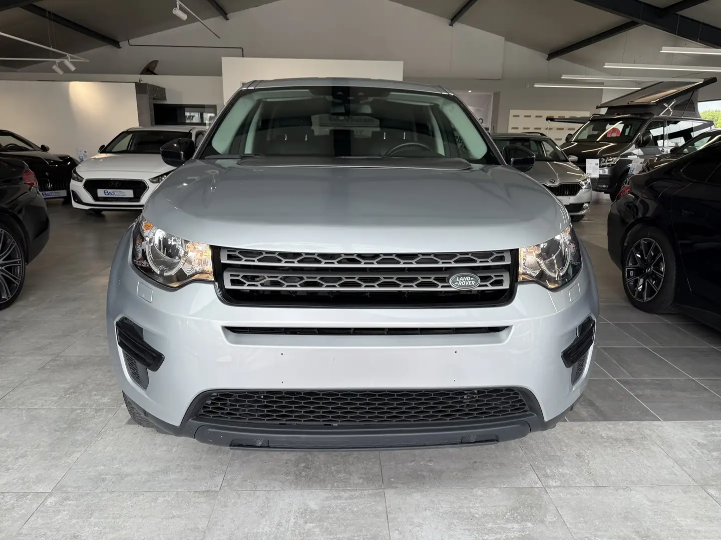 Land Rover Discovery Sport 2.0d//gps//semi cuir//1er proprio!!! Stříbrná - 2