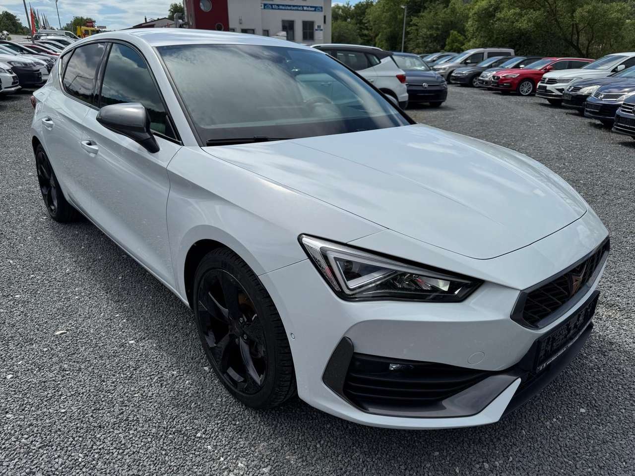 Cupra Leon 2023 — 1.5 eTSI *DSG*PDCHI+VO+KAMERA*NAVI*TEMPOMAT