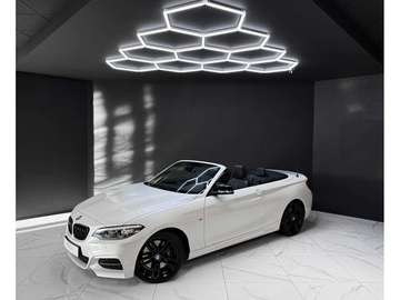 M i M240i xDrive Cabriolet