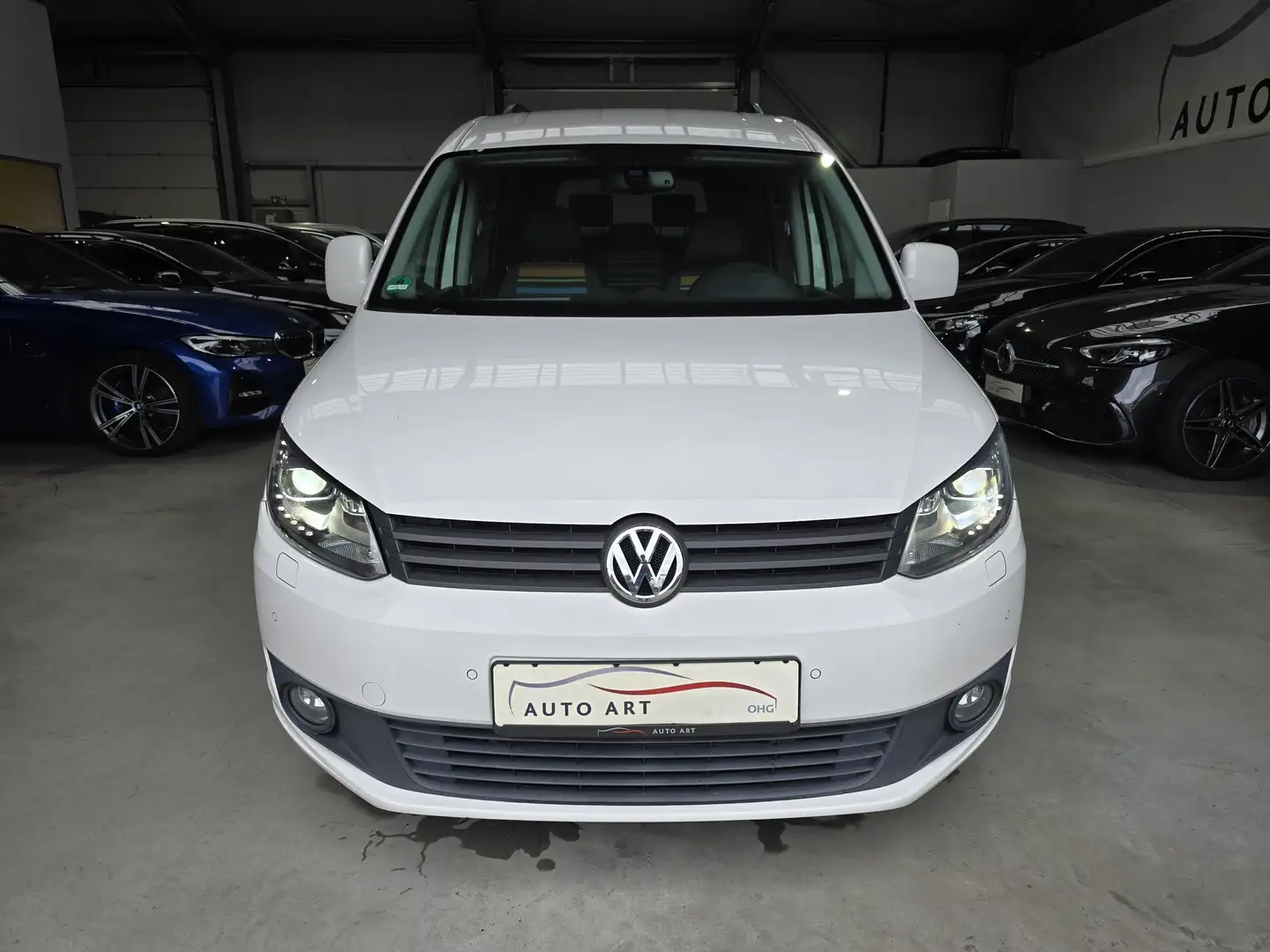 Volkswagen Caddy Jako 7Sitzer SHZ AHK Navi Klima Kamera Beyaz - 2