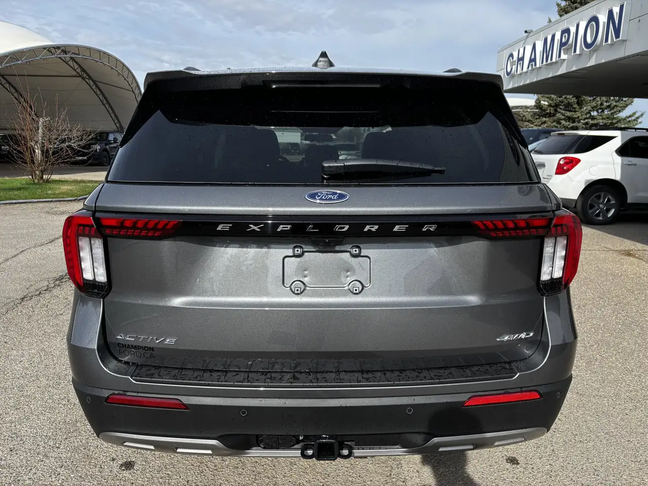 Ford Explorer photo Ford Explorer