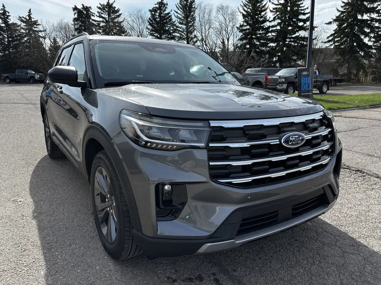 Ford Explorer photo Ford Explorer