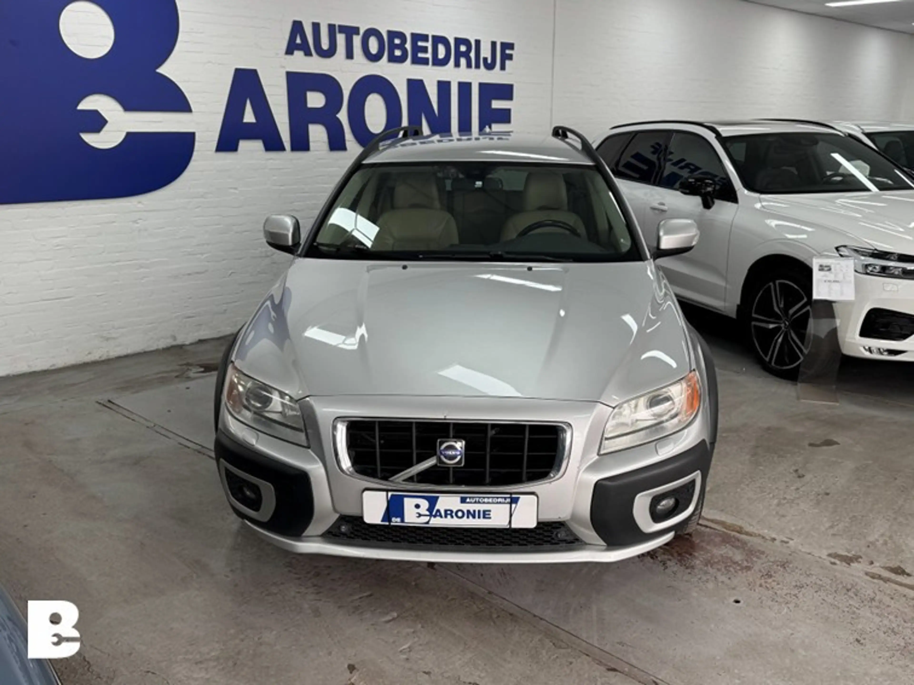 Volvo XC70 3.2 Kinetic — photo 4