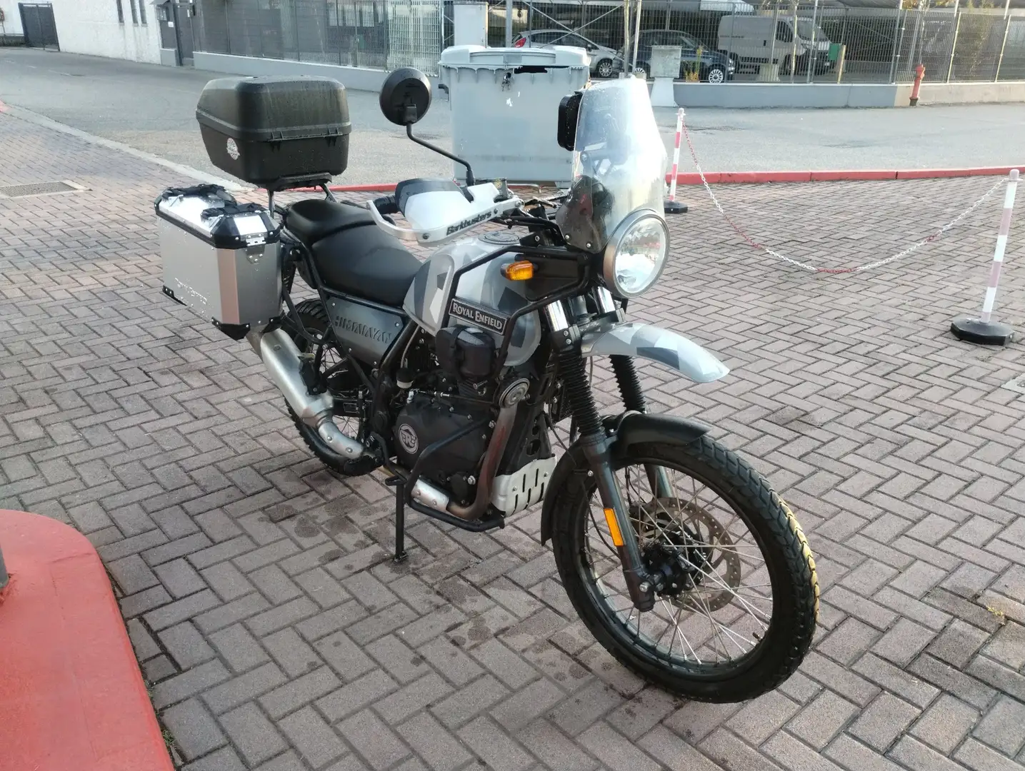 Royal Enfield Himalayan Bianco - 1
