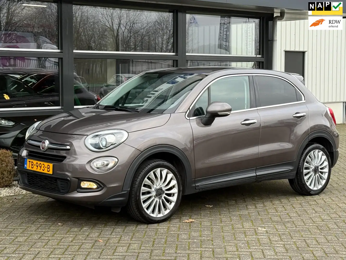 Fiat 500X 1.4 Turbo MultiAir Lounge Automaat Leder Navi Airc Brown - 1