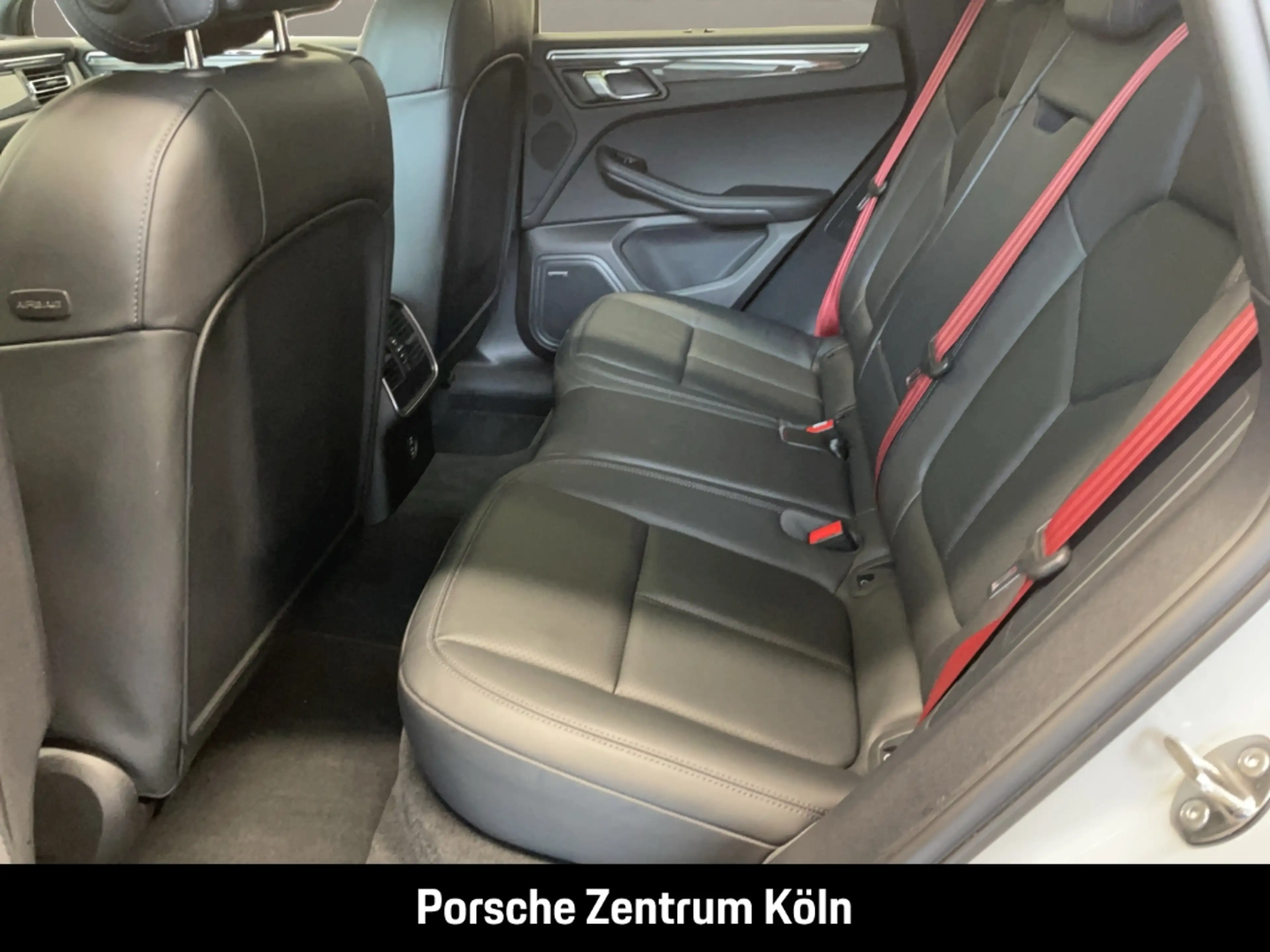 Porsche Macan S Surround-View BOSE Luftfederung PASM — photo 23