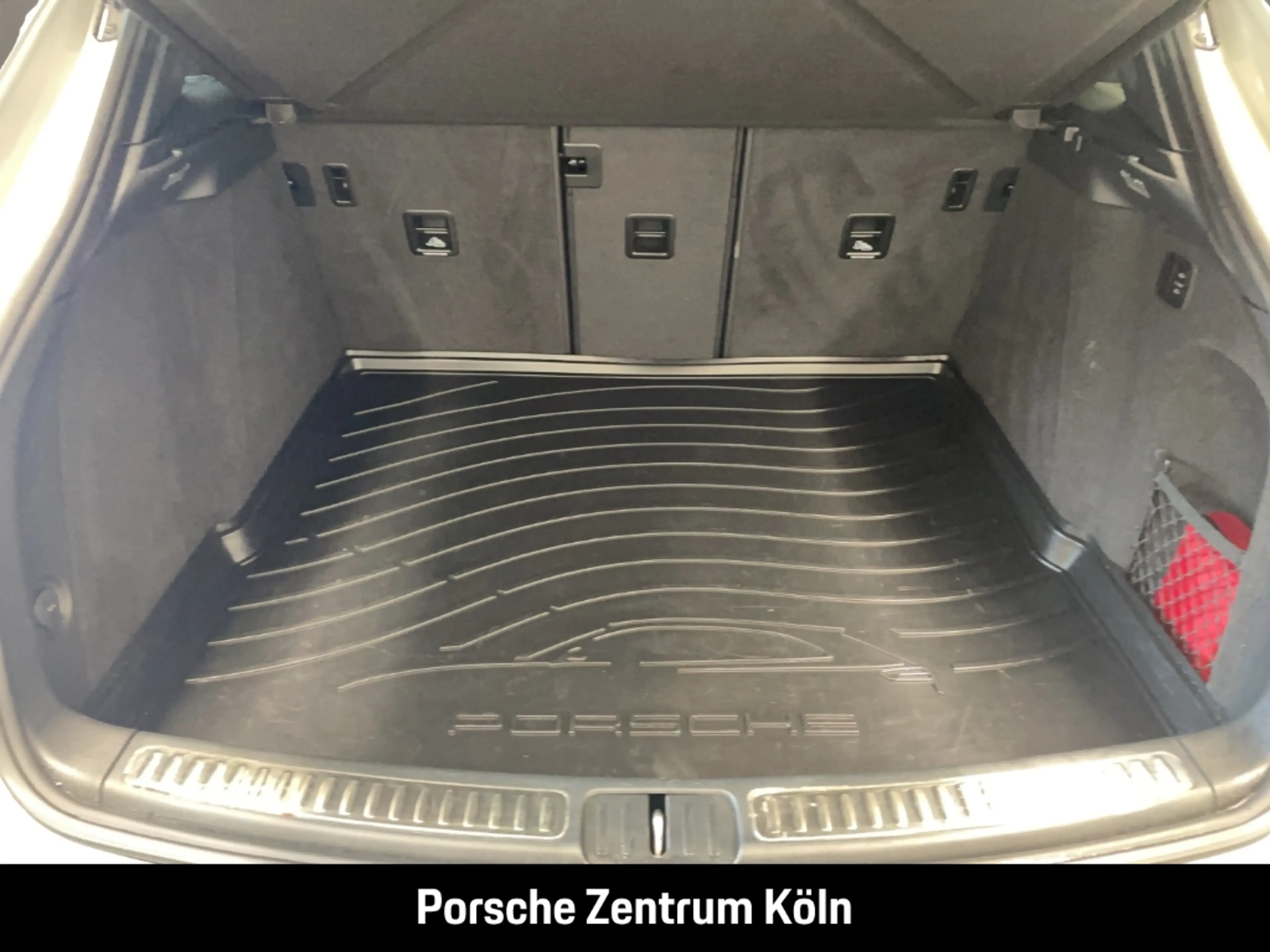 Porsche Macan S Surround-View BOSE Luftfederung PASM — photo 25