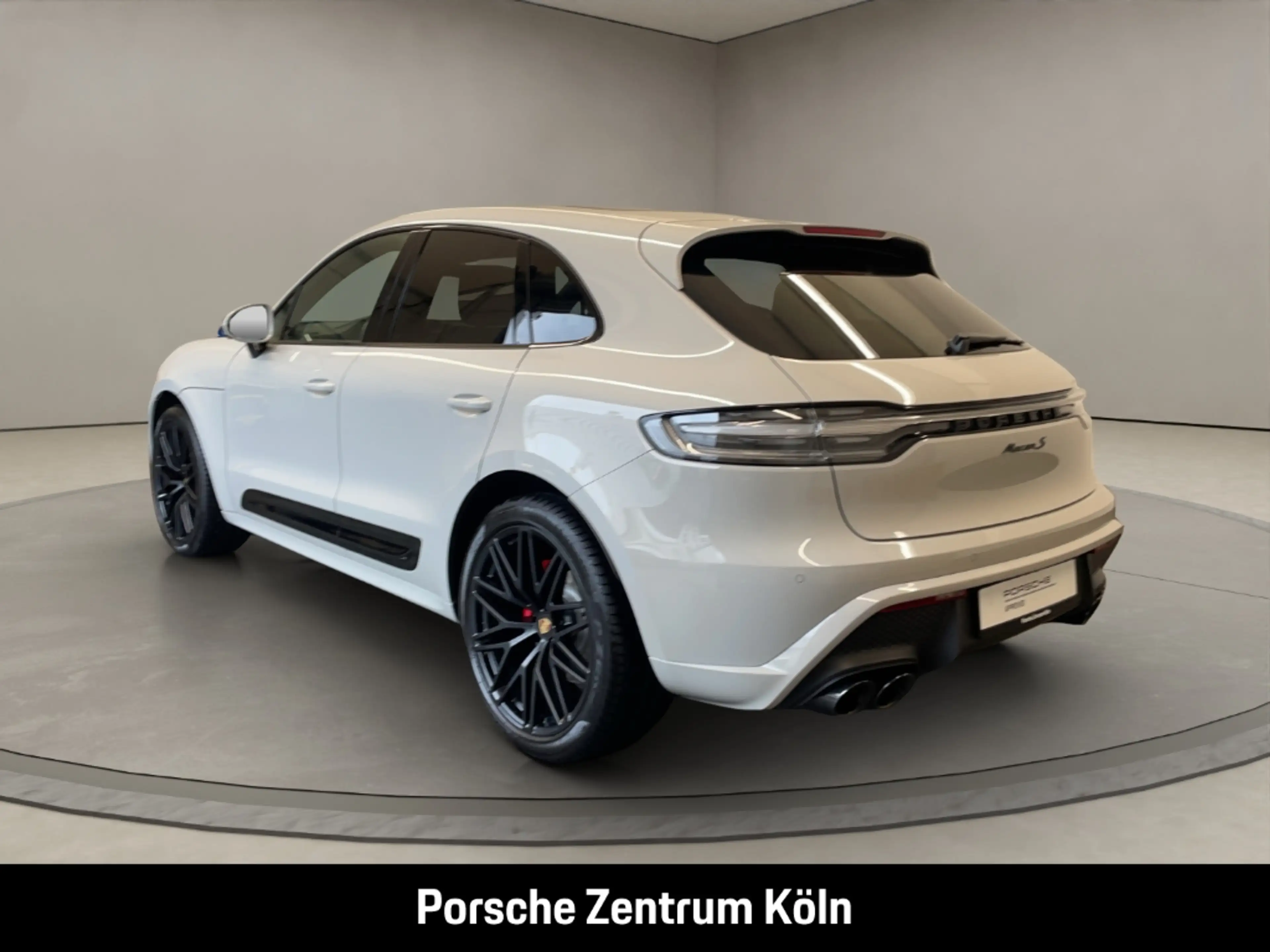 Porsche Macan S Surround-View BOSE Luftfederung PASM — photo 3