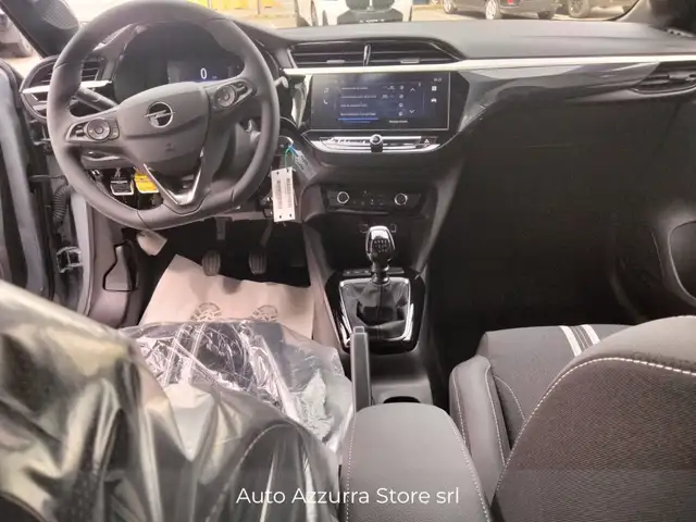 Opel Corsa view 9