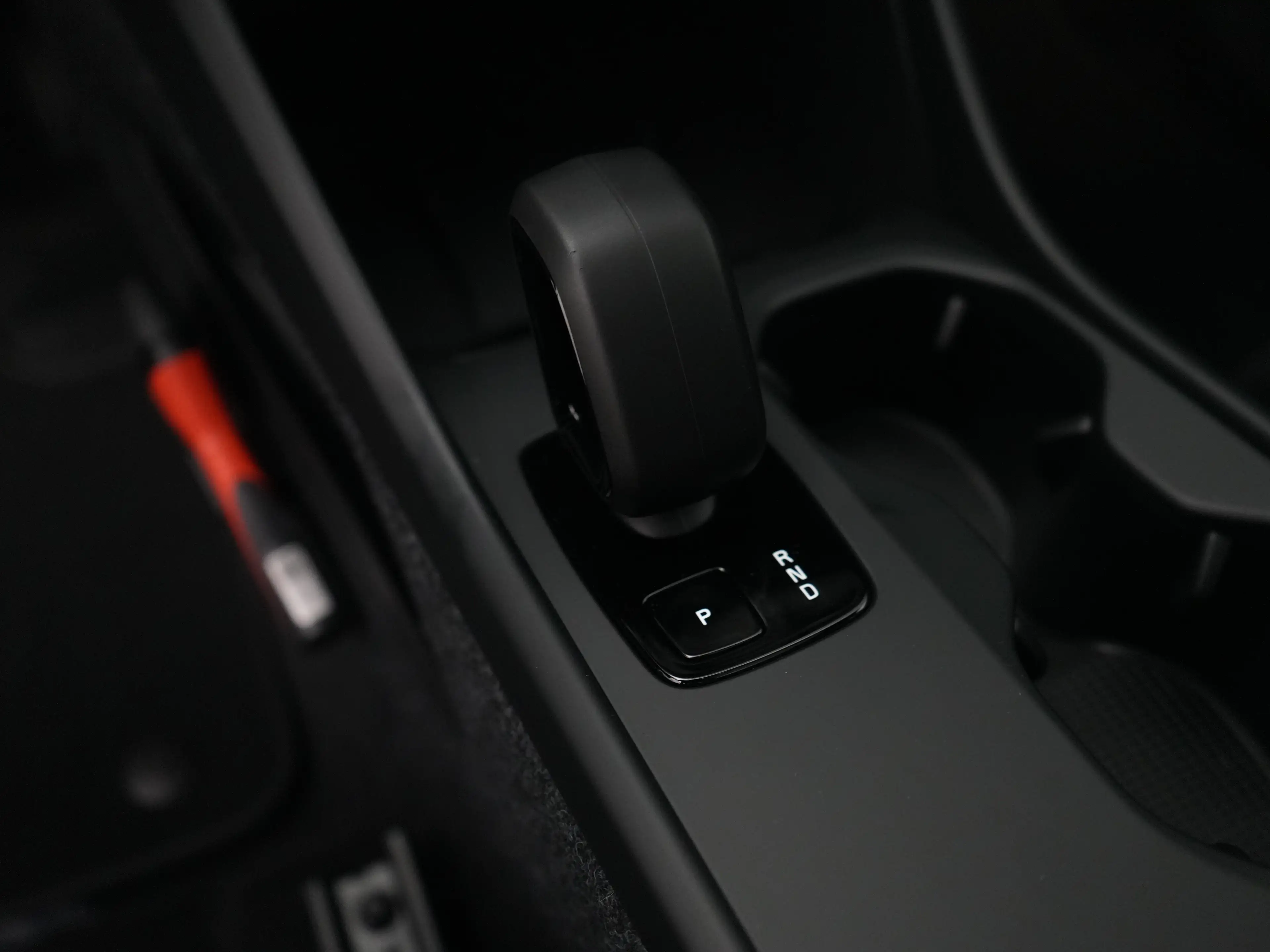 Volvo EX40 Single Extended Plus Black Edition Europa 82 kWh | — photo 50