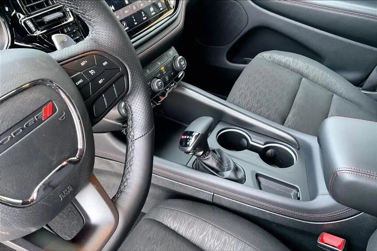 Dodge Durango снимка Dodge Durango