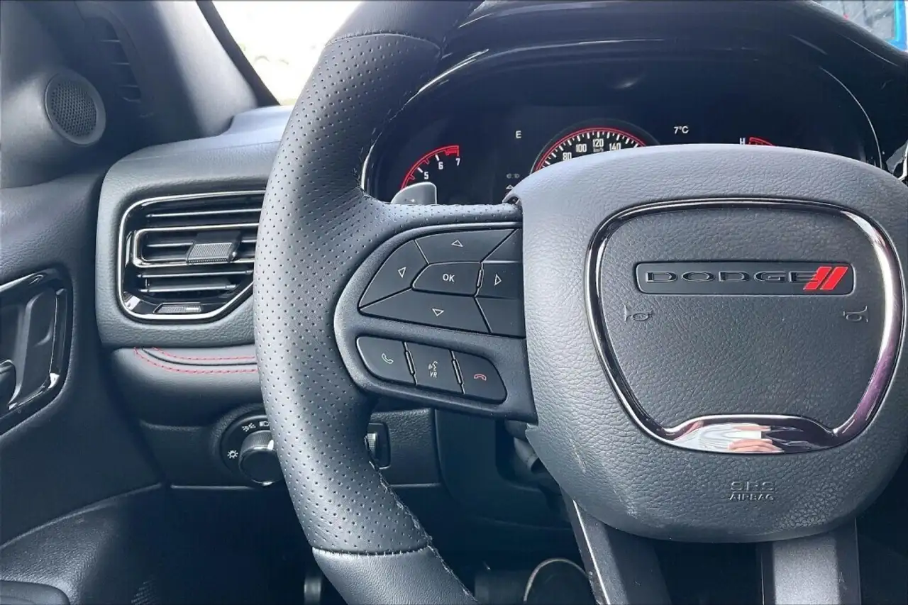 Dodge Durango снимка Dodge Durango