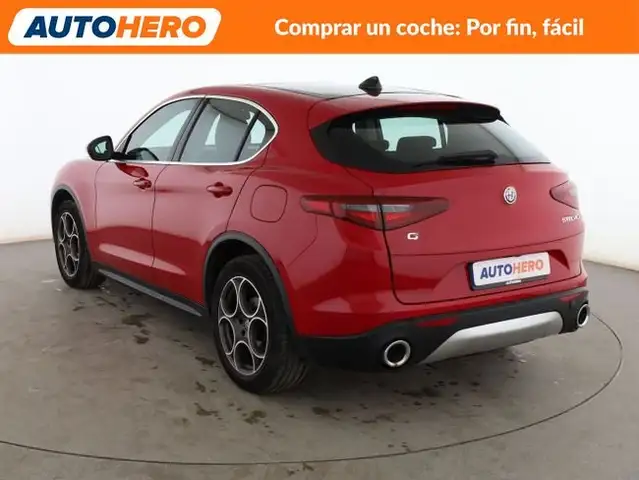 Alfa Romeo Stelvio view 4