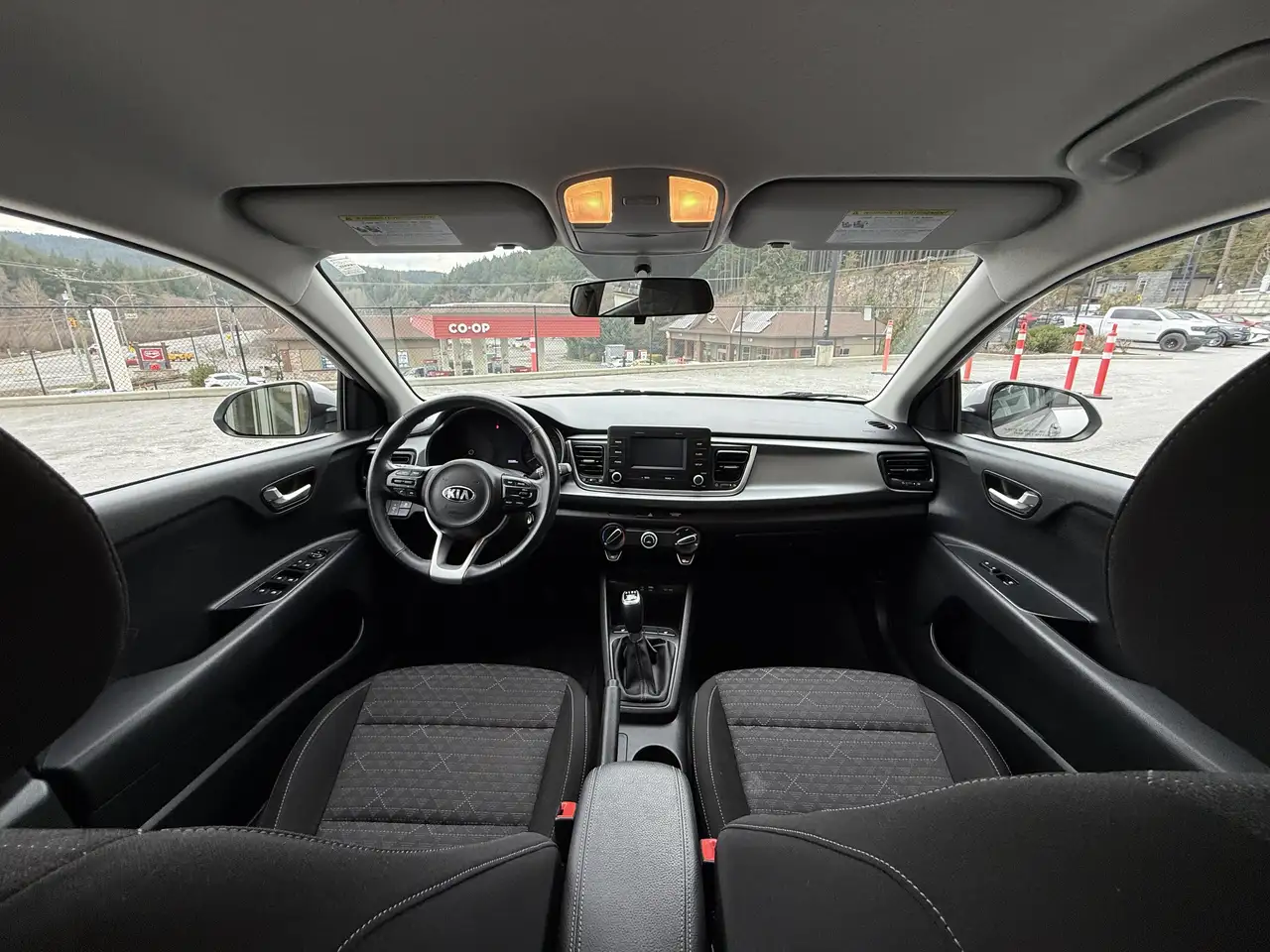 Kia Rio снимка Kia Rio