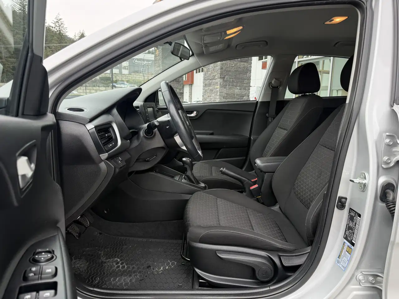 Kia Rio снимка Kia Rio