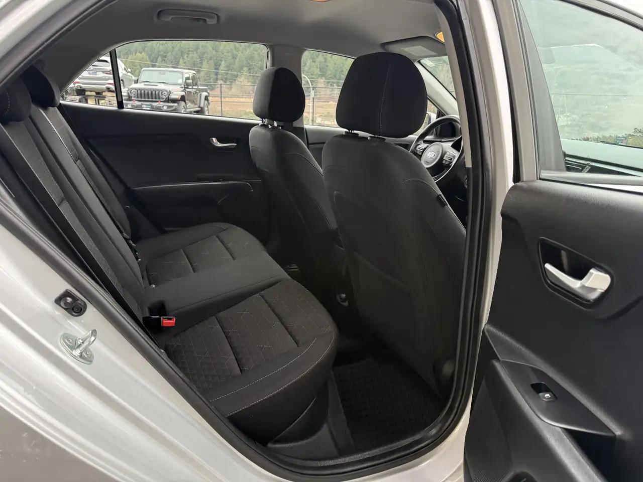 Kia Rio снимка Kia Rio