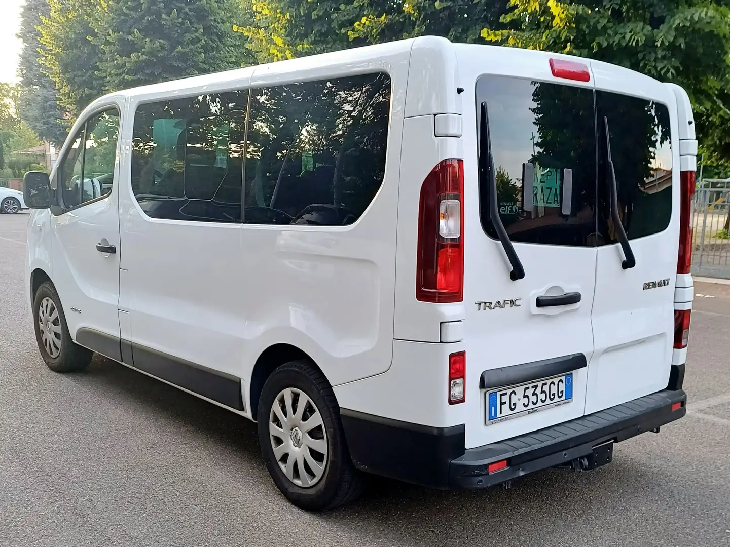 Renault Trafic 1.6 DIESEL ANNO 2016 Bianco - 2