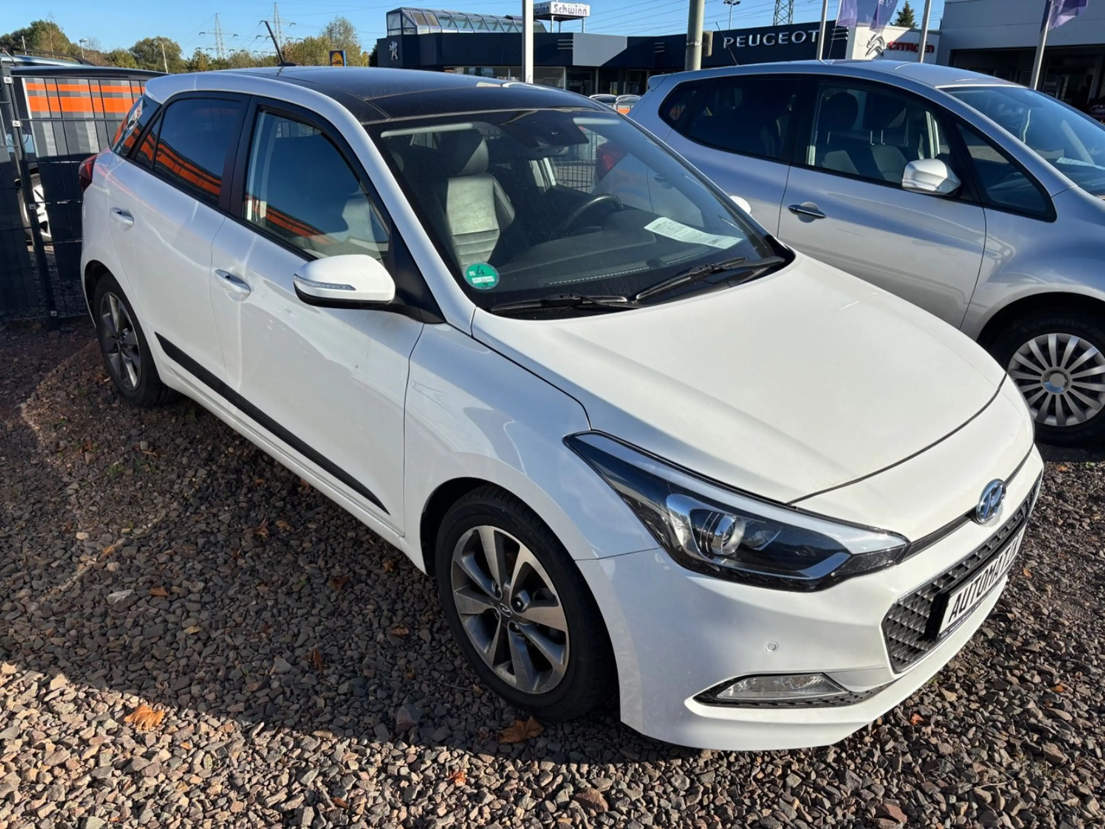 Hyundai i20 YES**AUTOMATIK** — photo 2
