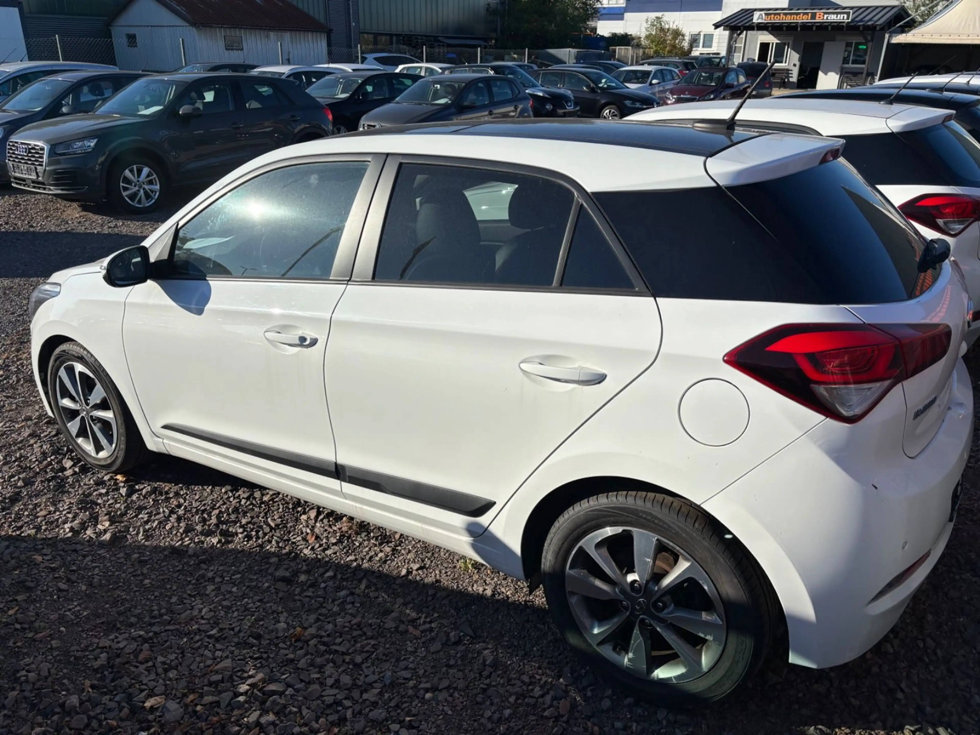 Hyundai i20 YES**AUTOMATIK** — photo 7