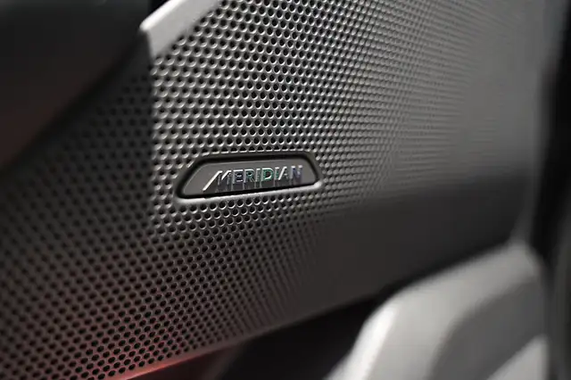 Land Rover Range Rover Velar Dynamic SE P400e Aut. Ansicht 13