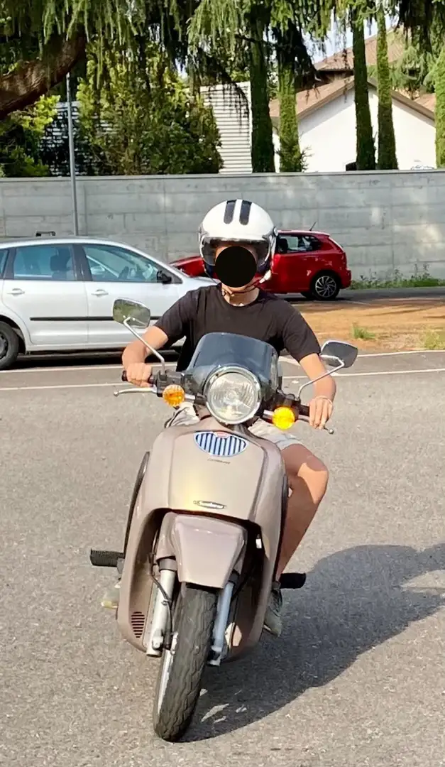 Aprilia Scarabeo 150 cc Beige - 1