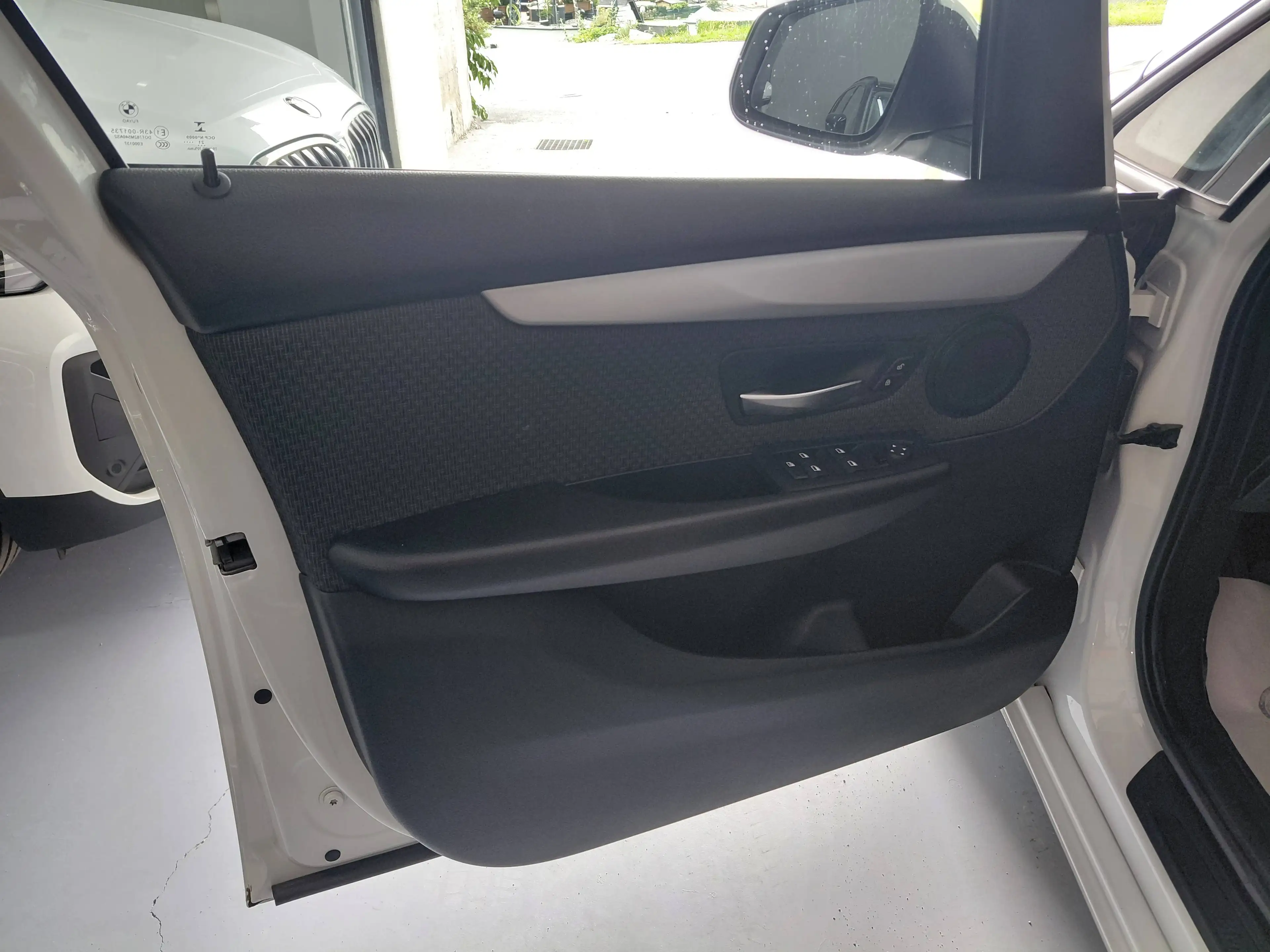 BMW 216 216 d Aut. * Navi, PDC, usw...* — photo 13