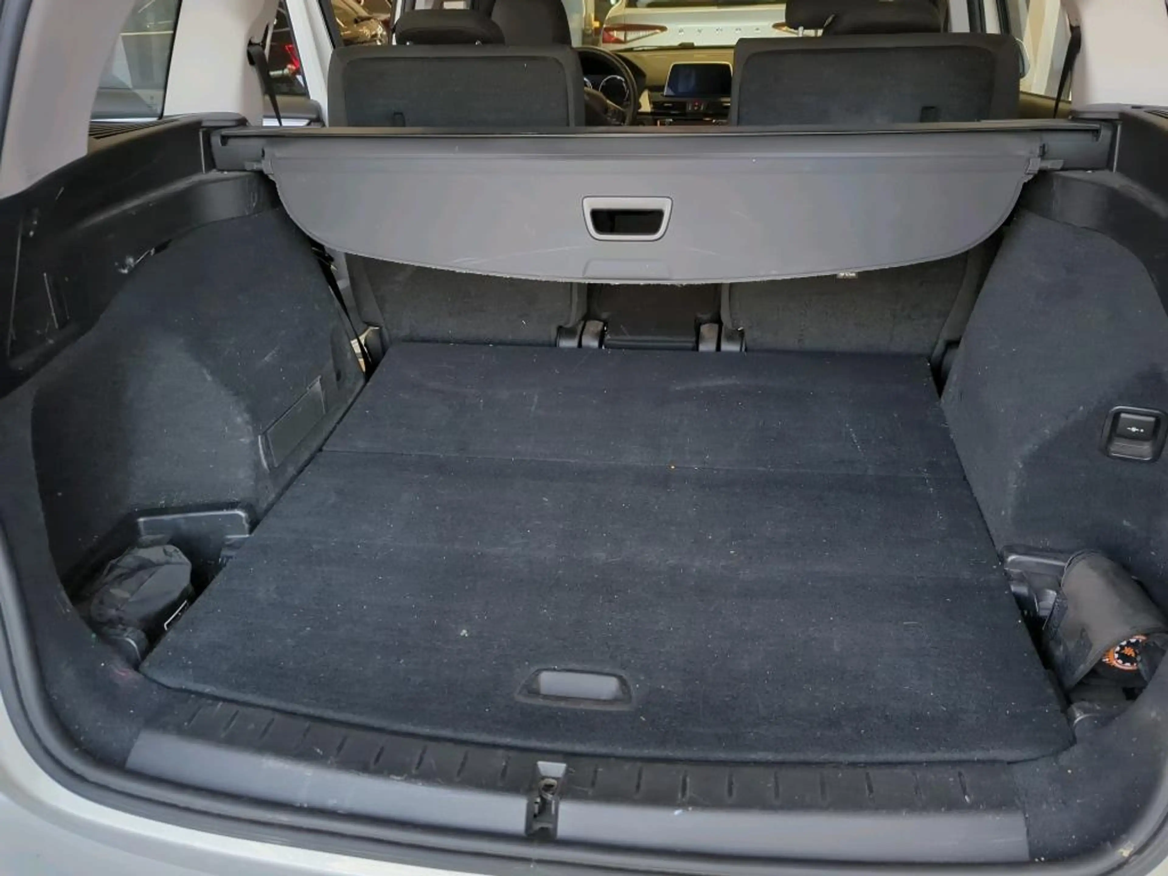 BMW 216 216 d Aut. * Navi, PDC, usw...* — photo 3
