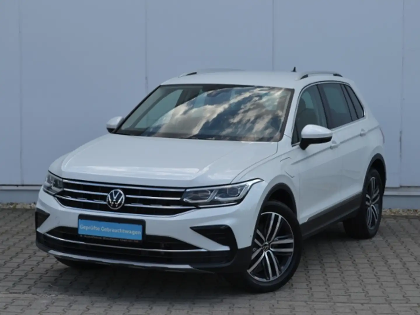 Volkswagen Tiguan 1.4 TSI eHybrid 245 PS DSG Elegance AHK/19-ZOLL/I Weiß - 2