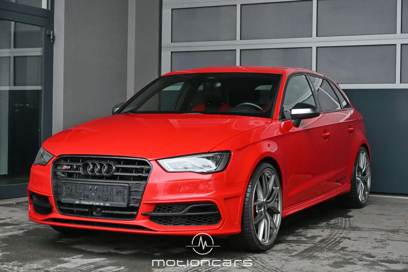 Audi S3 Sportback 2.0 TFSI quattro Pickerl NEU Rot - 1