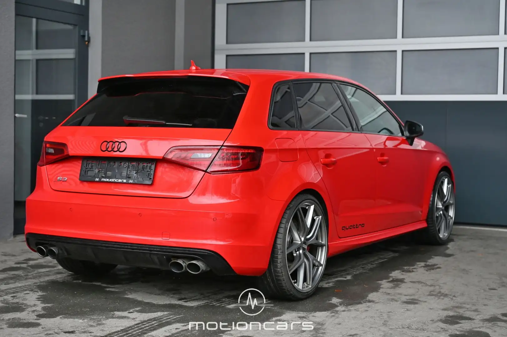 Audi S3 Sportback 2.0 TFSI quattro Pickerl NEU Rot - 2