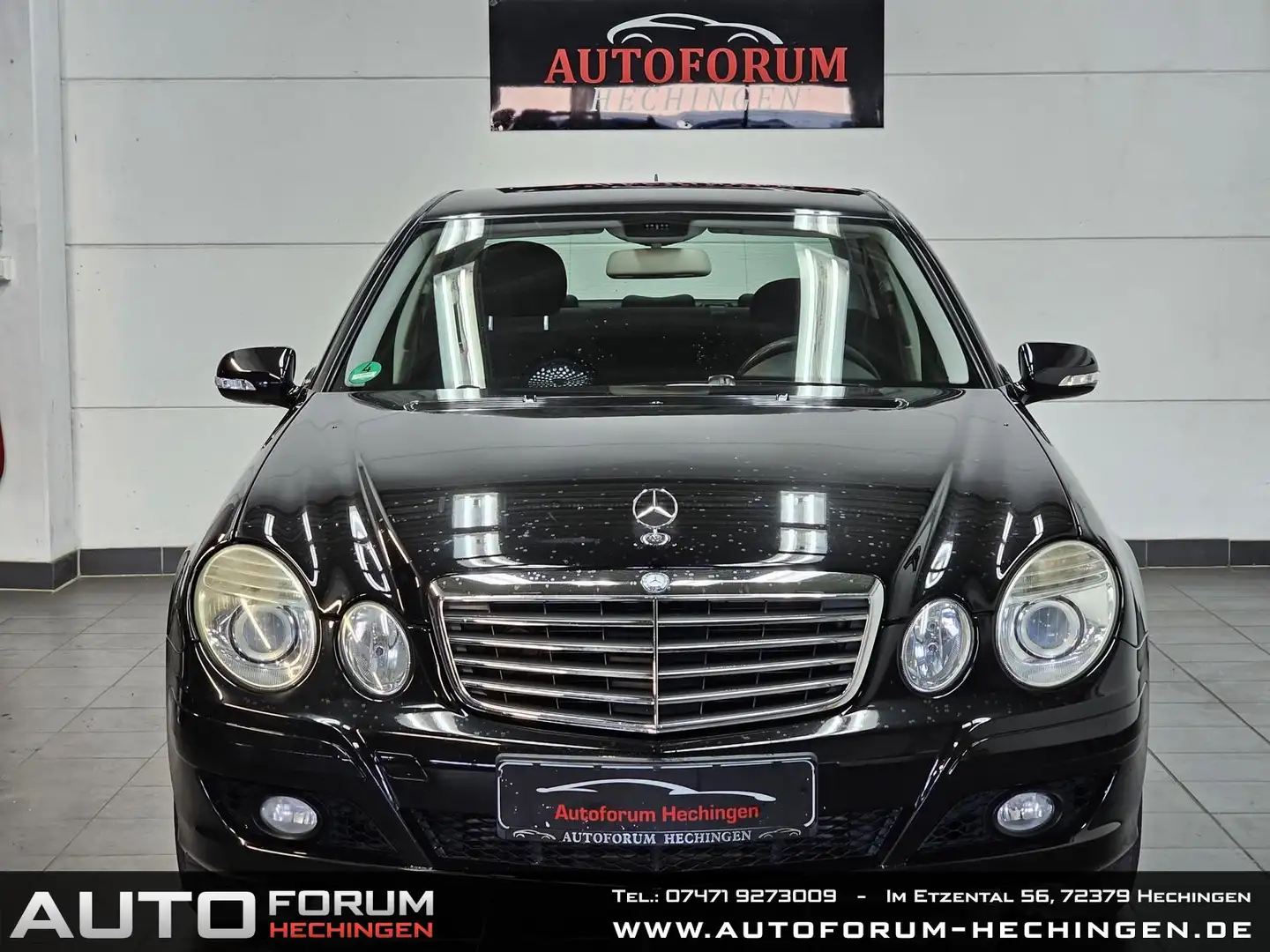 Mercedes-Benz E 200 Kompressor Schwarz - 2