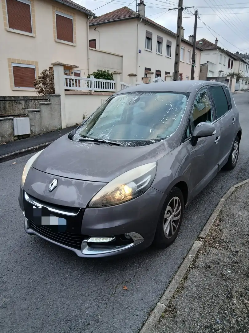 Renault Scenic III dCi 110 FAP eco2 Bose EDC - 1