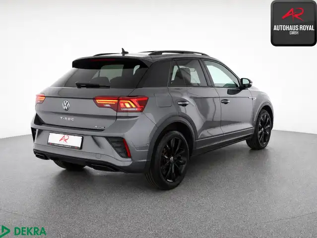 Volkswagen T-Roc view 5