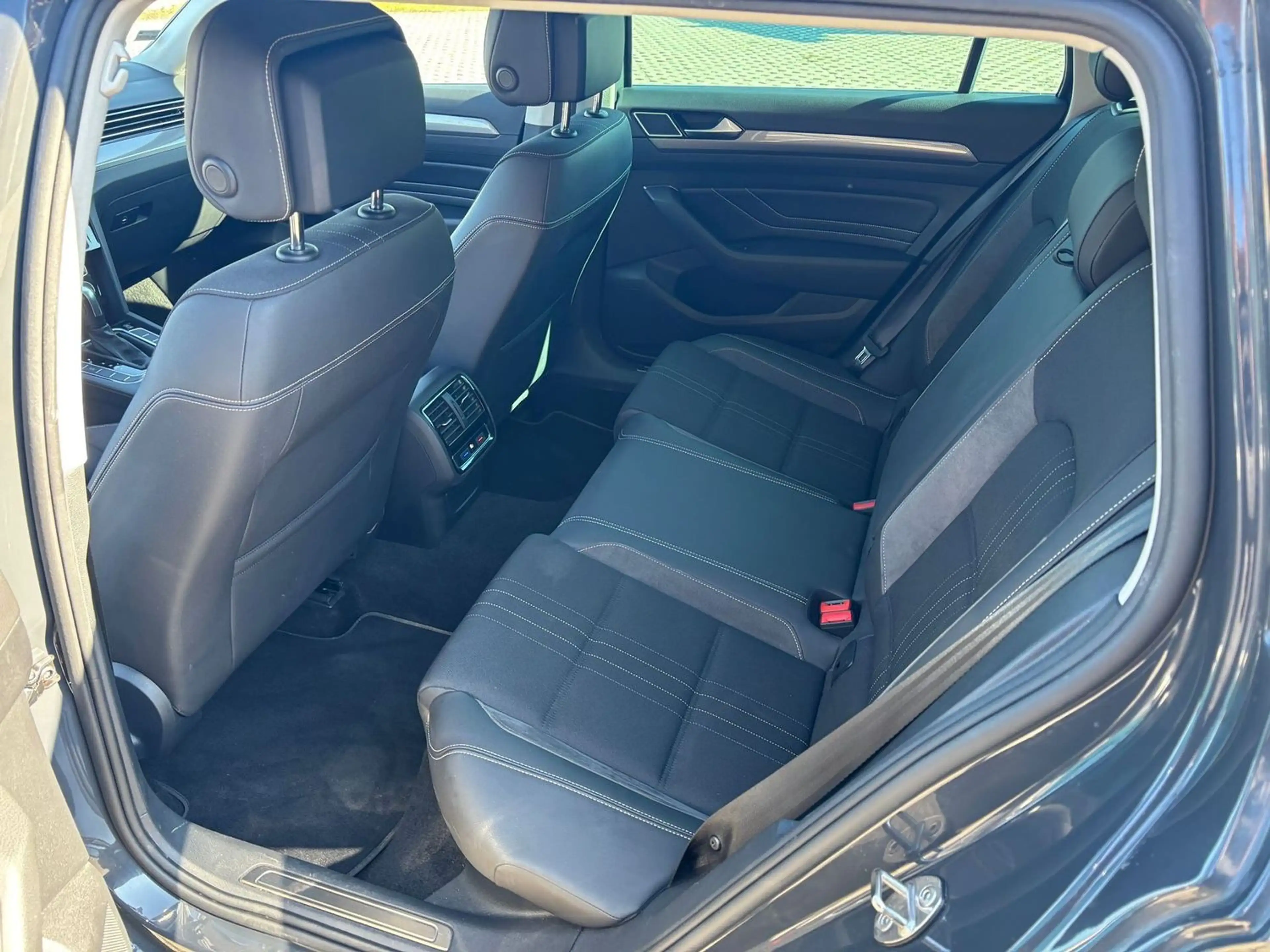 Volkswagen Passat Alltrack Alltrack 4Motion — photo 10