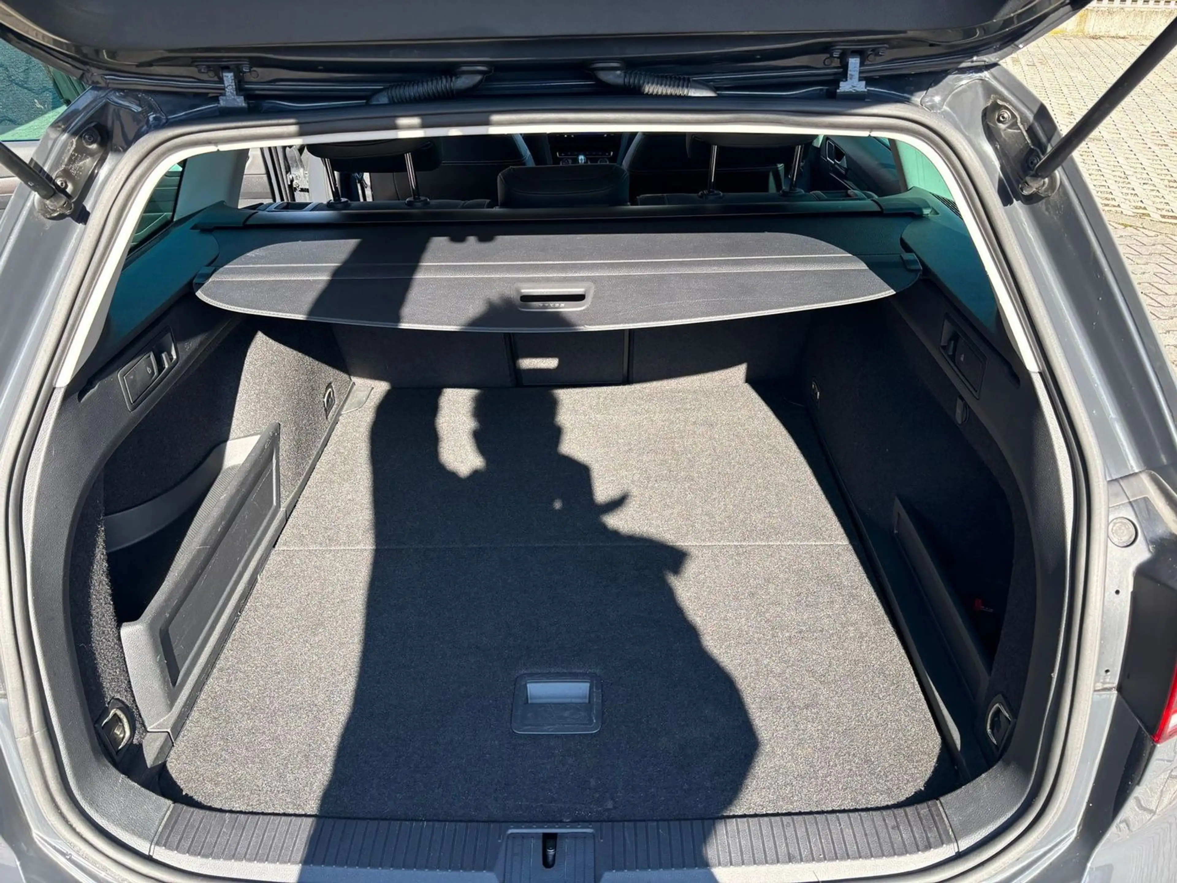 Volkswagen Passat Alltrack Alltrack 4Motion — photo 11