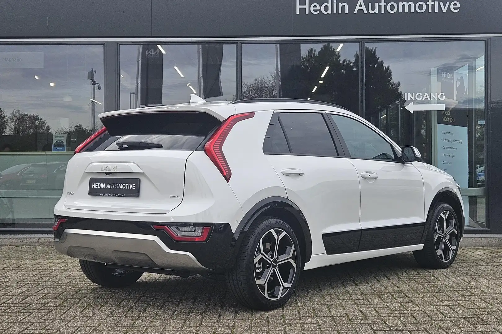 Kia Niro 1.6 GDi Hybrid ExecutiveLine | Navigatie | Harmand Wit - 2