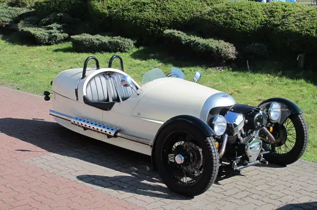 Morgan 3-Wheeler Langversion bis 1,98m 1 von10 weltweit