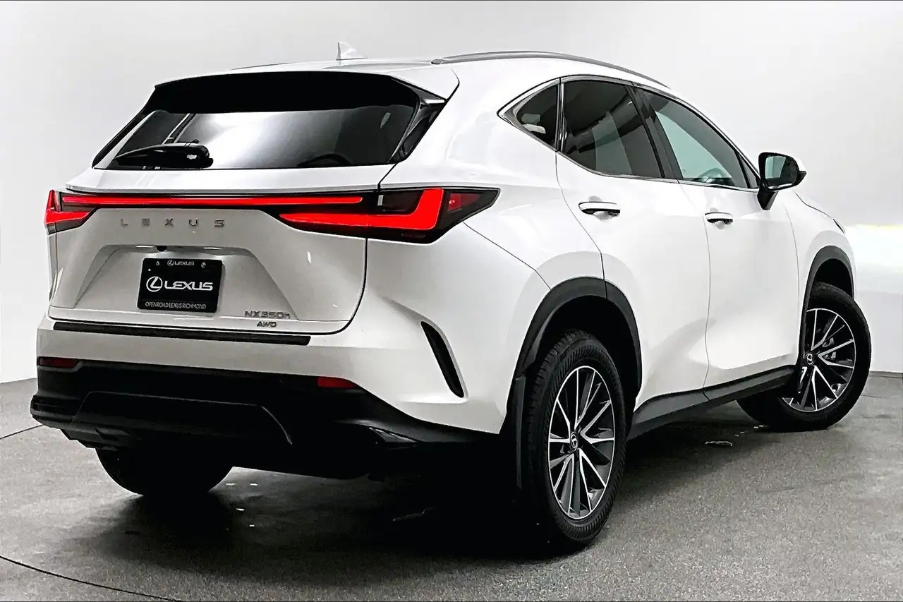 Lexus NX снимка Lexus NX