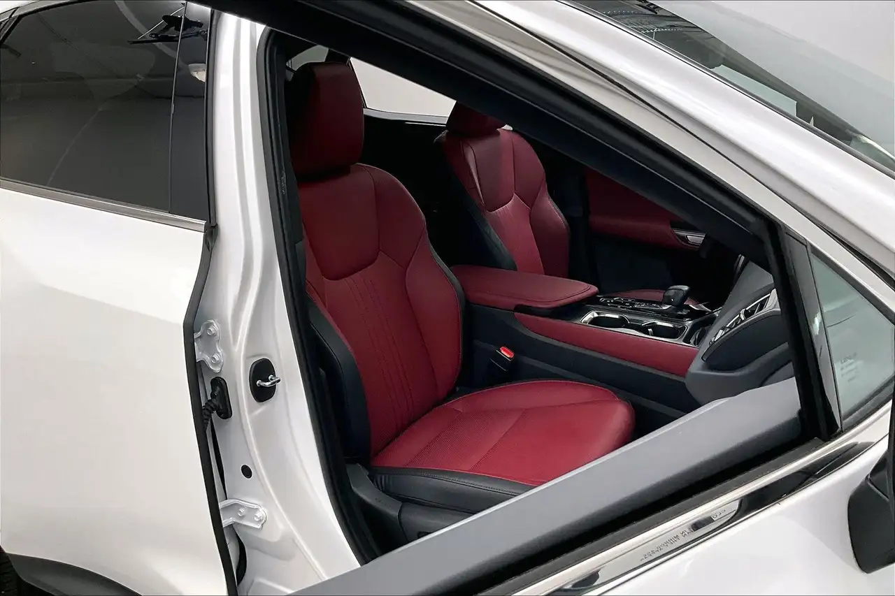 Lexus NX снимка Lexus NX