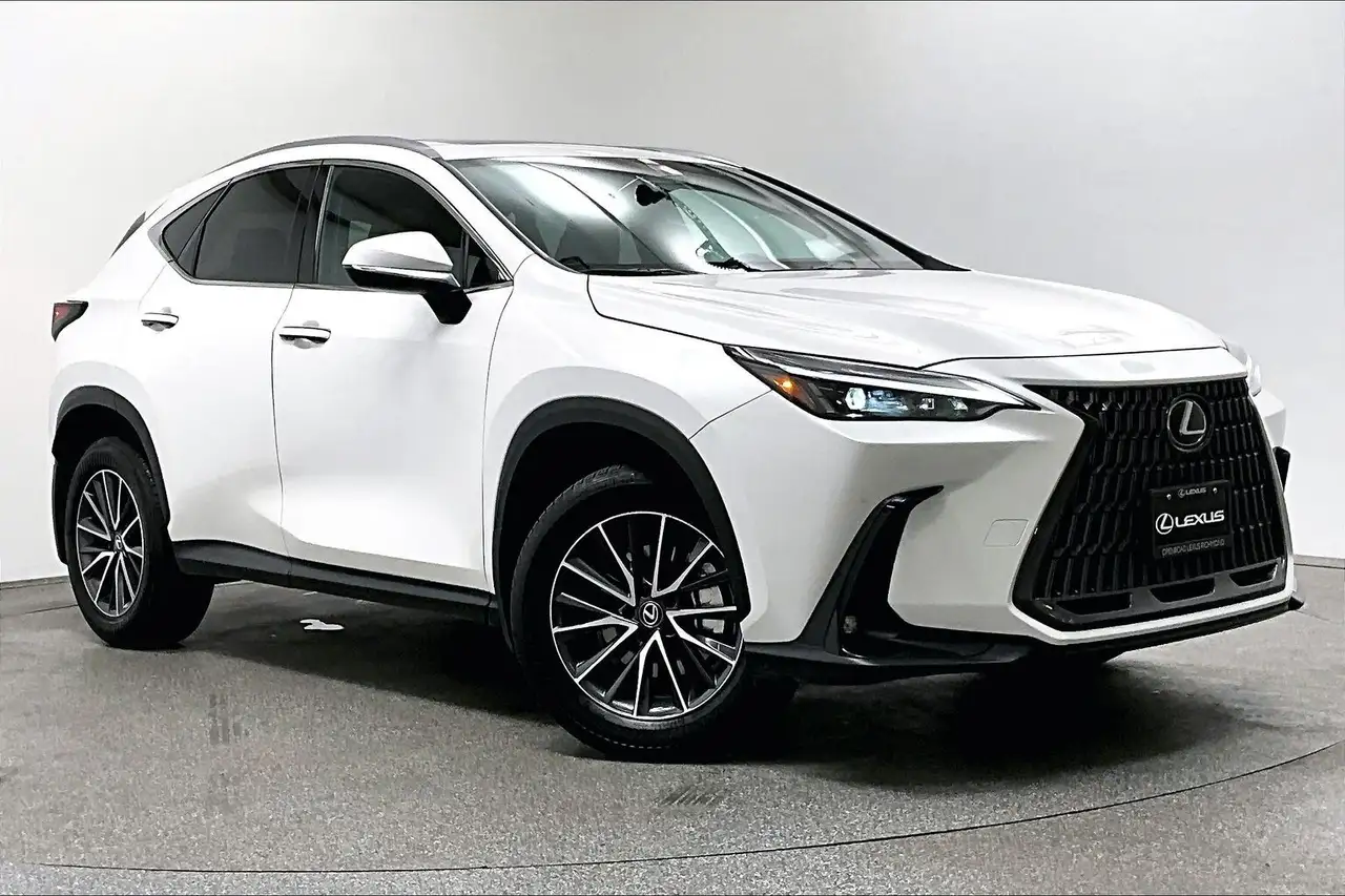 Lexus NX снимка Lexus NX