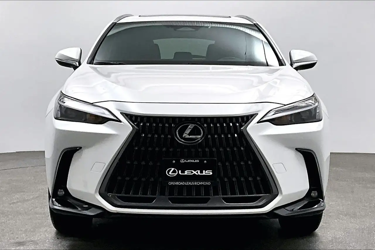 Lexus NX снимка Lexus NX