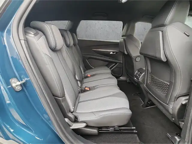 Peugeot 5008 view 14
