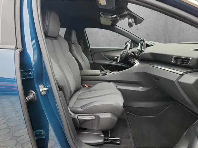 Peugeot 5008 view 13