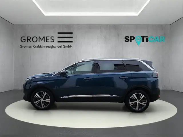 Peugeot 5008 view 6